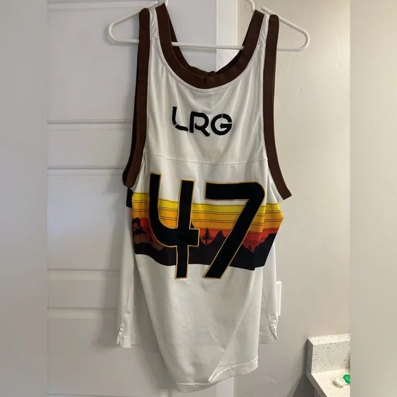 LRG White and Brown mesh Tank Top with Sunset Design - Picture 4 of 4